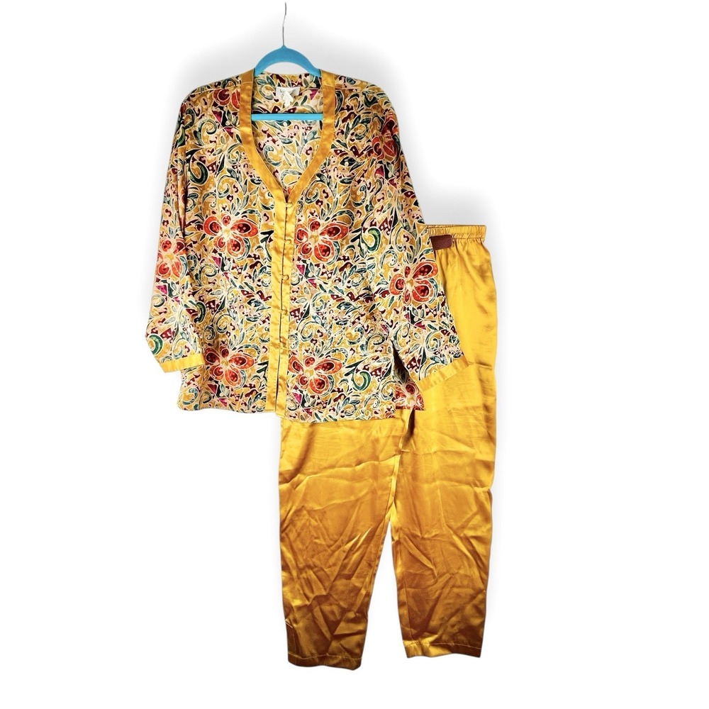 Vintage Victoria's Secret Floral Satin Gold Label Pajama Set Medium Pants Top‎